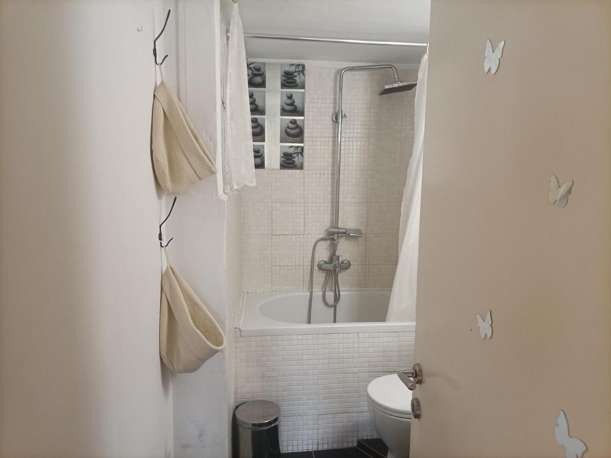 Apartament Charming Retreat Ateny Zewnętrze zdjęcie